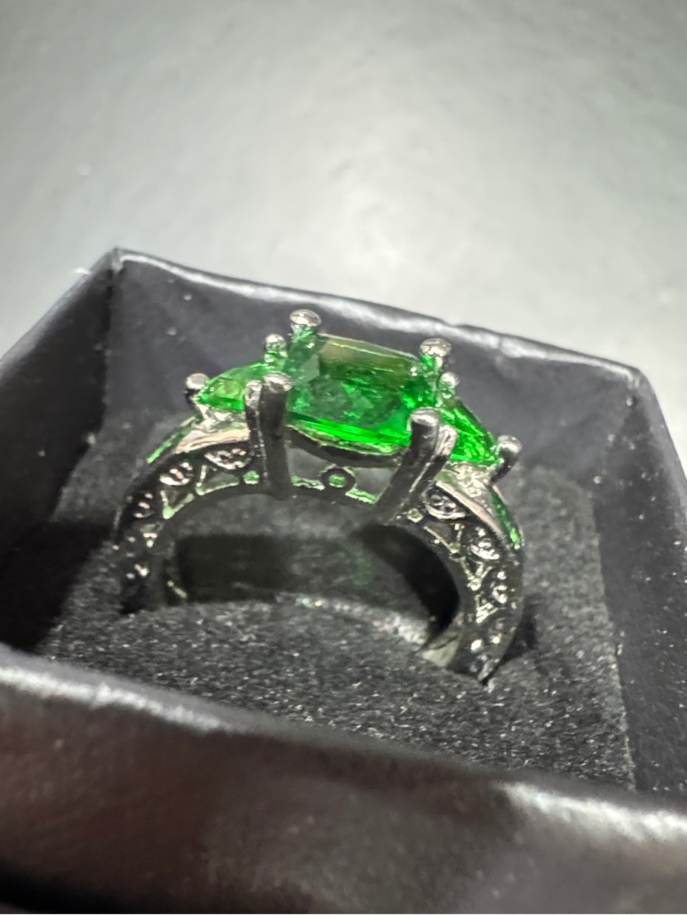 Emerald Green Crystal Statement Ring - Women Jewelry